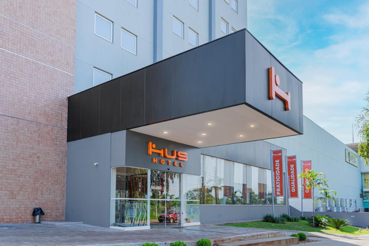 Hus Hotel Dourados Exterior foto